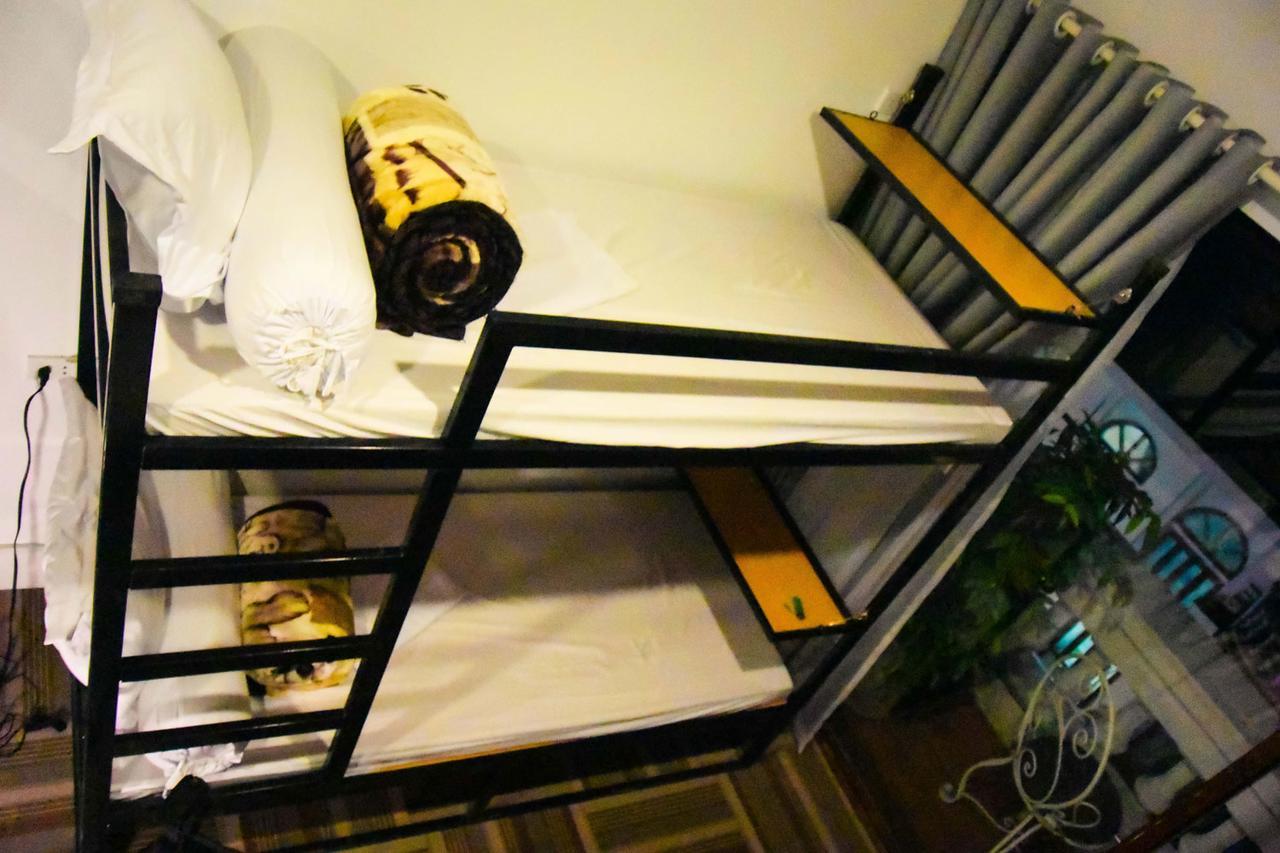 Downtown Hostel Hanoi Buitenkant foto